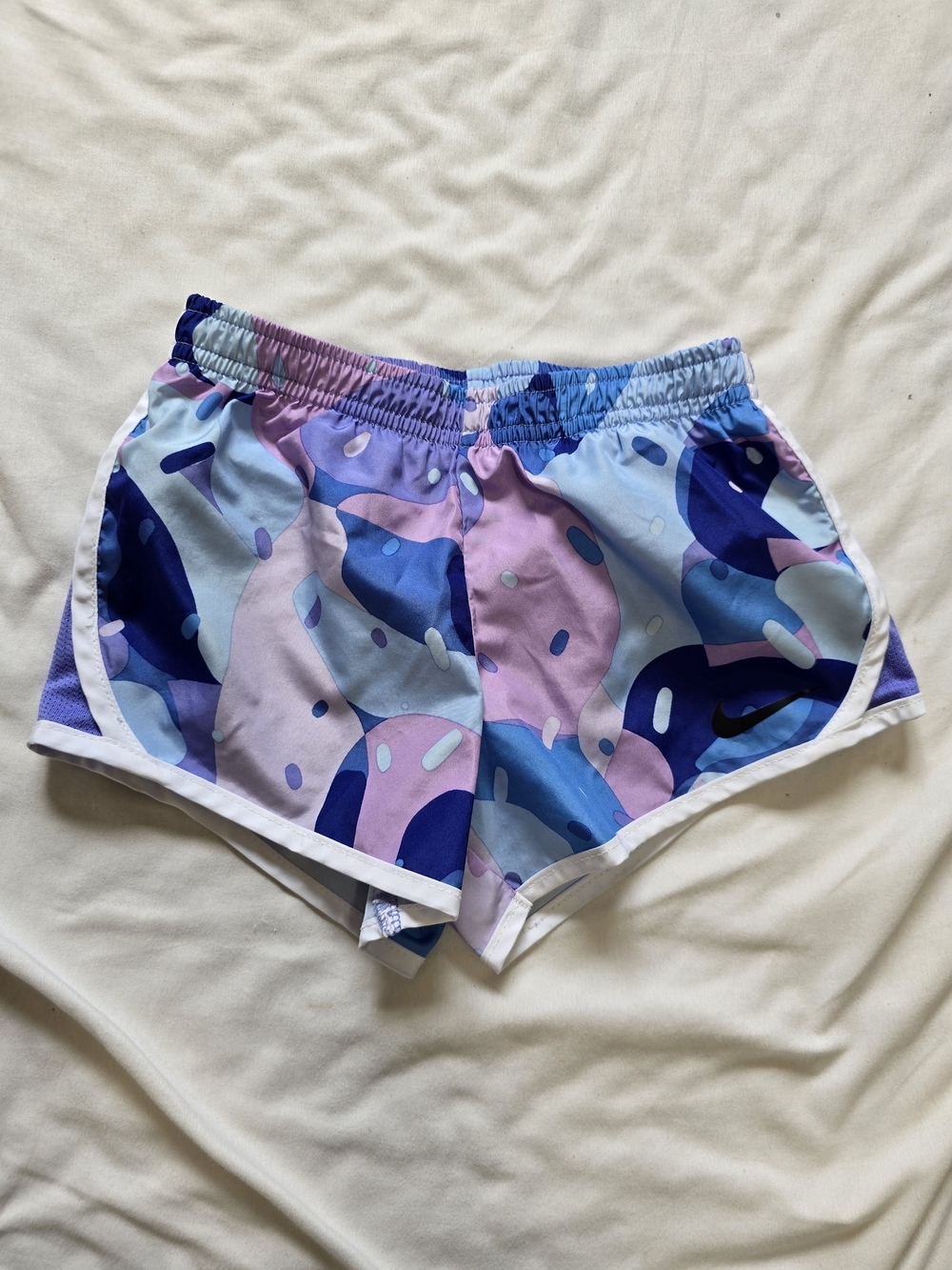 Nike Dri-FIT Girls Running Shorts 4XS (3-4 Years) Purple Blue Abstract Print